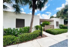 162 PINENEEDLE DRIVE, BRADENTON, FL 34210 Sold 02/23/24