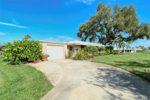 3289 FAIRHAVEN LANE, SARASOTA, FL 34239 Sold 02/05/24