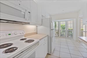 318 CLEARBROOK CIRCLE, VENICE, FL 34292 Sold 10/10/23