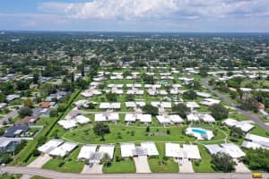 3209 PINECREST STREET, SARASOTA, FL 34239 Sold 11/06/23