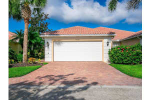 5785 HELICON PLACE, SARASOTA, FL 34238 Sold 10/18/23