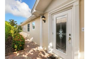 5785 HELICON PLACE, SARASOTA, FL 34238 Sold 10/18/23