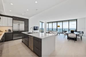 100 1ST AVENUE, ST PETERSBURG, FL 33701 Sold 05/02/25
