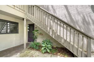 1519 CLOWER CREEK DRIVE, SARASOTA, FL 34231 Sold 12/21/23