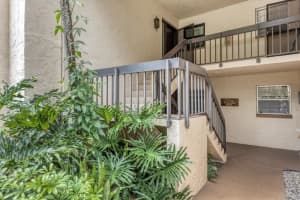 2724 CLUBHOUSE DRIVE, SARASOTA, FL 34232 Sold 10/19/23