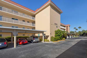 1215 PORTOFINO DRIVE, SARASOTA, FL 34242 Sold 11/13/23