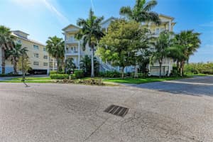 7810 34TH AVENUE, BRADENTON, FL 34209 Sold 10/30/23