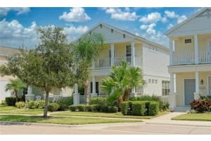 6421 PINE BREEZE RUN, SARASOTA, FL 34243 Sold 11/28/23