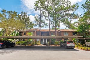 1715 PELICAN COVE ROAD, SARASOTA, FL 34231 Sold 04/17/24