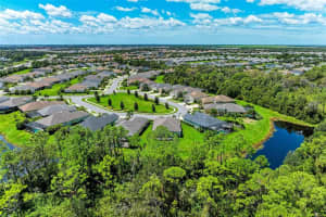 1926 CROOKED LAKE CIRCLE, BRADENTON, FL 34211 Sold 11/20/23