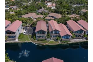 1121 LAKE HOUSE CIRCLE, SARASOTA, FL 34242 Sold 02/29/24