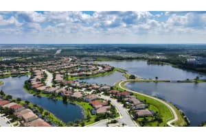 13102 BRIDGEPORT CROSSING, LAKEWOOD RANCH, FL 34211 Sold 02/23/24