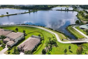 13102 BRIDGEPORT CROSSING, LAKEWOOD RANCH, FL 34211 Sold 02/23/24