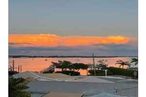 106 5TH STREET, BRADENTON BEACH, FL 34217 Sold 03/14/24