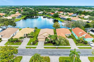 5239 HIGHBURY CIRCLE, SARASOTA, FL 34238 Sold 11/06/23
