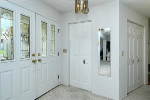 5324 FOX RUN ROAD, SARASOTA, FL 34231 Sold 11/03/23
