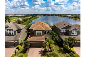 8248 NANDINA DRIVE, SARASOTA, FL 34240 Sold 10/19/23