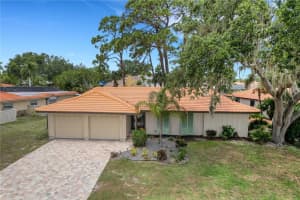 2827 HARDEE DRIVE, SARASOTA, FL 34231 Sold 05/10/24
