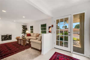 2827 HARDEE DRIVE, SARASOTA, FL 34231 Sold 05/10/24