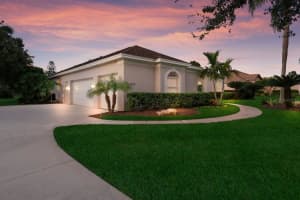 10156 CHERRY HILLS AVENUE CIRCLE, BRADENTON, FL 34202 Sold 11/01/23