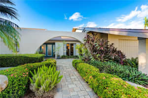 3605 COUNTRY PLACE BOULEVARD, SARASOTA, FL 34233 Sold 04/17/24