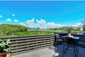 823 BAYPORT WAY, LONGBOAT KEY, FL 34228 Sold 04/08/24