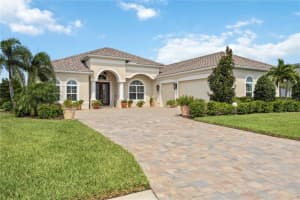 15906 39TH GLEN, PARRISH, FL 34219 Sold 11/07/23
