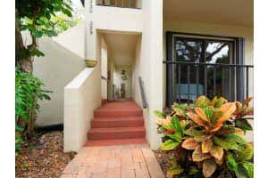 6464 SEAGULL DRIVE, BRADENTON, FL 34210 Sold 02/01/24