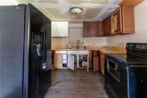 7870 BREEZE DRIVE, NORTH FORT MYERS, FL 33917 Sold 12/28/23