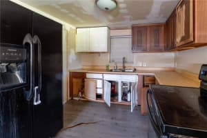 7870 BREEZE DRIVE, NORTH FORT MYERS, FL 33917 Sold 12/28/23