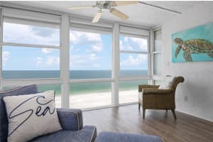 5300 GULF DRIVE, HOLMES BEACH, FL 34217 Sold 01/26/24