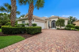 5629 OCTONIA PLACE, SARASOTA, FL 34238 Sold 12/11/23