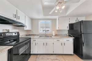 6048 ARLENE WAY, BRADENTON, FL 34207 Sold 10/27/23