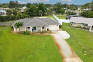 233 MALVERN DRIVE, VENICE, FL 34293 Sold 12/06/23