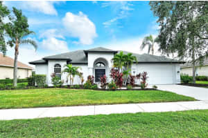 9909 LAUREL VALLEY AVENUE CIRCLE, BRADENTON, FL 34202 Sold 11/17/23