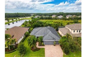 714 DOGWOOD RUN, BRADENTON, FL 34212 Sold 02/29/24