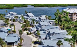 1326 SIESTA BAYSIDE DRIVE, SARASOTA, FL 34242 Sold 11/03/23