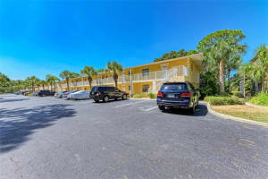 936 LA COSTA CIRCLE, SARASOTA, FL 34237 Sold 12/07/23