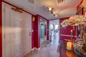5940 PELICAN BAY PLAZA, GULFPORT, FL 33707 Sold 05/08/25