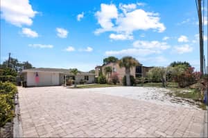 2918 CLARK ROAD, SARASOTA, FL 34231 Sold 11/15/24