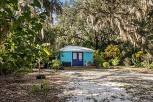 2459 IXORA AVENUE, SARASOTA, FL 34234 Sold 02/01/24