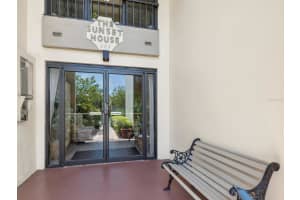 225 HOURGLASS WAY, SARASOTA, FL 34242 Sold 03/26/24