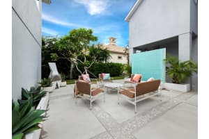 477 MCKINLEY DRIVE, SARASOTA, FL 34236 Sold 11/07/23