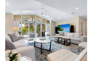 417 PHEASANT WAY, SARASOTA, FL 34236 Sold 11/15/23