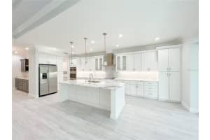 5257 WILLOW LAKE COURT, SARASOTA, FL 34233 Sold 04/02/24