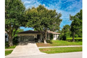 2440 SCARLET OAK COURT, SARASOTA, FL 34232 Sold 12/15/23