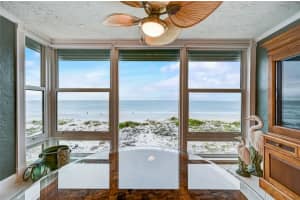 5300 GULF DRIVE, HOLMES BEACH, FL 34217 Sold 01/24/24