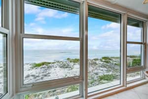5300 GULF DRIVE, HOLMES BEACH, FL 34217 Sold 01/24/24