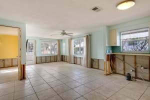 417 63RD STREET, HOLMES BEACH, FL 34217 Sold 10/20/23