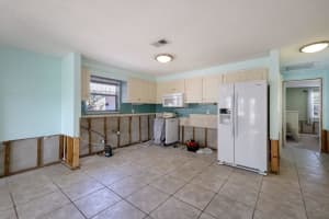 417 63RD STREET, HOLMES BEACH, FL 34217 Sold 10/20/23